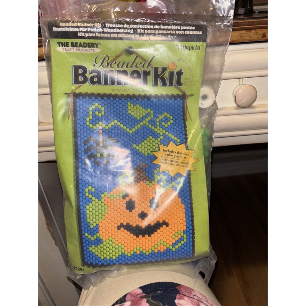 The Beadery Craft Products Beaded Banner Kit Pumpkin Happy Halloween  #5281